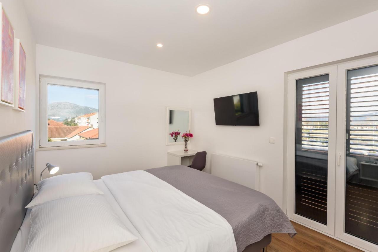 Neretva Valley Apartments - Heated Pool Metković 외부 사진