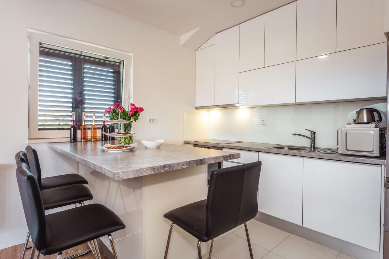 Neretva Valley Apartments - Heated Pool Metković 외부 사진